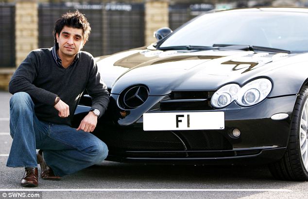 The Superb F1 Reg Plate